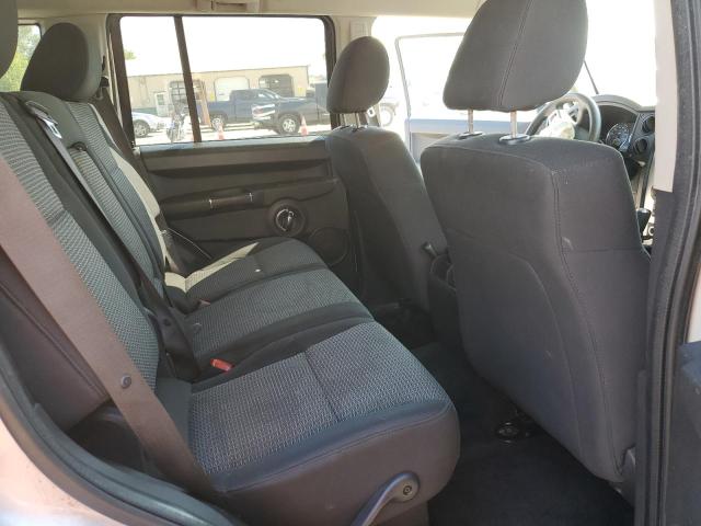 1J8HG48K69C501135 - 2009 JEEP COMMANDER SPORT Silber Foto 11