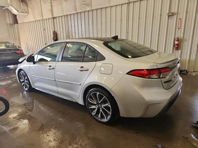 5YFP4MCE2NP111079 - 2022 TOYOTA COROLLA SE ვერცხლისფერი ფოტო 2