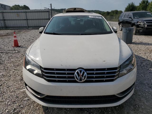 1VWBV7A36FC032192 - 2015 VOLKSWAGEN PASSAT SE 白色 照片 5