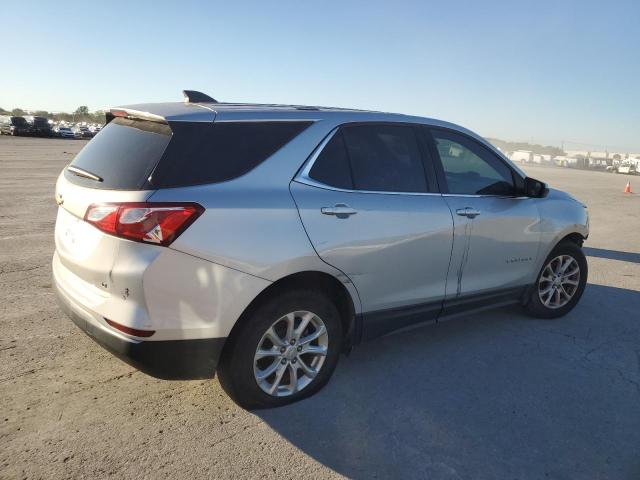 2GNAXKEV4K6272830 - 2019 CHEVROLET EQUINOX LT 银色 照片 3