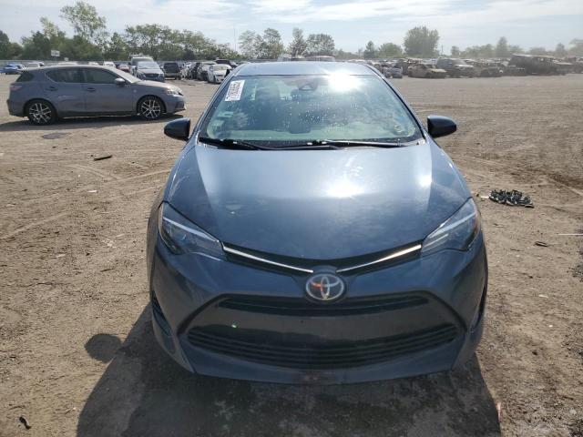 2T1BURHE7KC184749 - 2019 TOYOTA COROLLA L GRAY photo 5