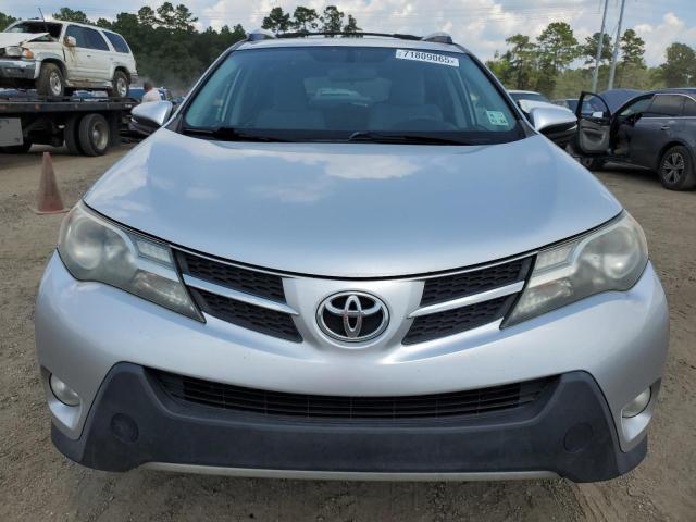 JTMWFREV9FD059129 - 2015 TOYOTA RAV4 XLE SILVER photo 5