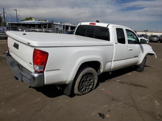 5TFSZ5ANXHX049358 - 2017 TOYOTA TACOMA ACCESS CAB WHITE photo 3