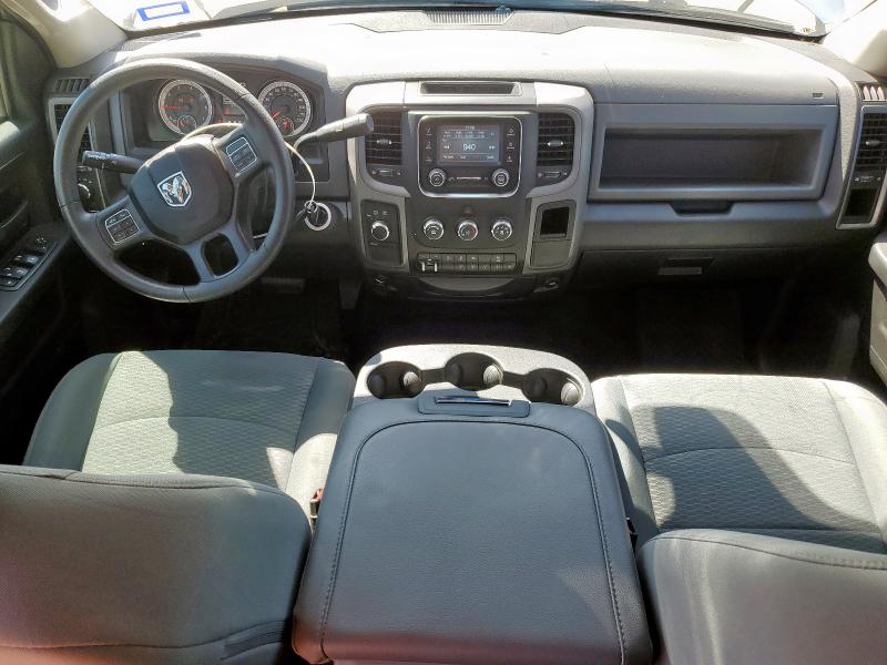 3C6UR5CJ7JG326066 - 2018 RAM 2500 ST Weiß Foto 8