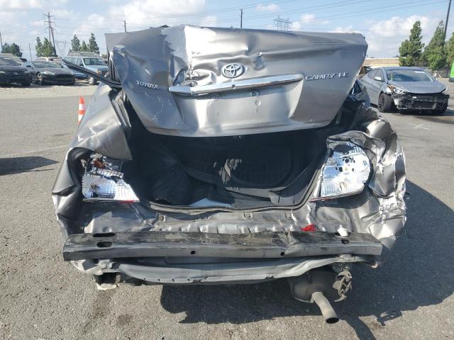 4T1BE30K54U884282 - 2004 TOYOTA CAMRY LE 灰色 照片 6