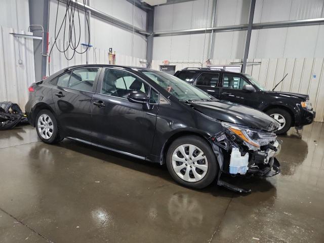 5YFEPMAE5MP234312 - 2021 TOYOTA COROLLA LE BLACK photo 4