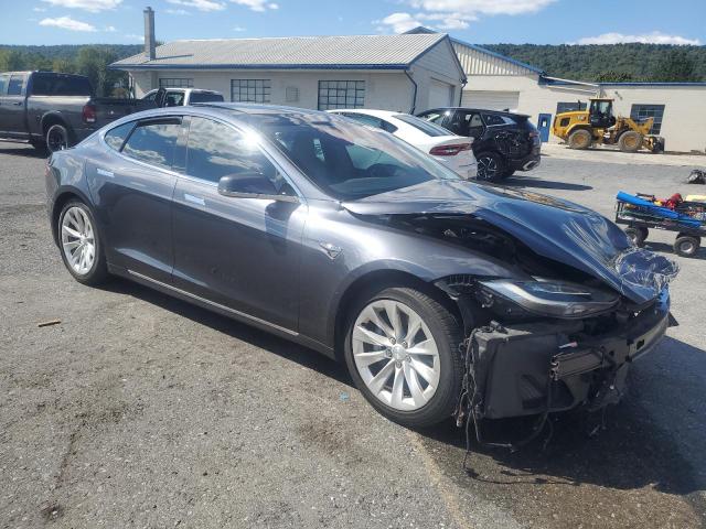 5YJSA1E23HF204729 - 2017 TESLA MODEL S Сірий фото 4