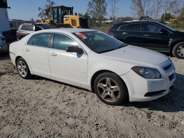 1G1ZB5EBXAF245145 - 2010 CHEVROLET MALIBU LS WHITE photo 4