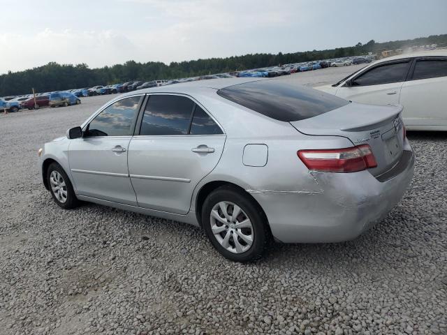 4T1BE46KX7U142431 - 2007 TOYOTA CAMRY CE ვერცხლისფერი ფოტო 2