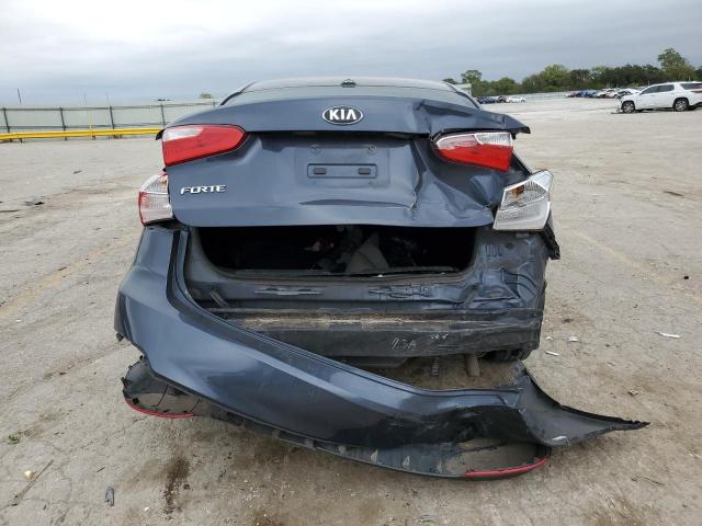 KNAFX4A63F5306702 - 2015 KIA FORTE LX GRAY photo 6