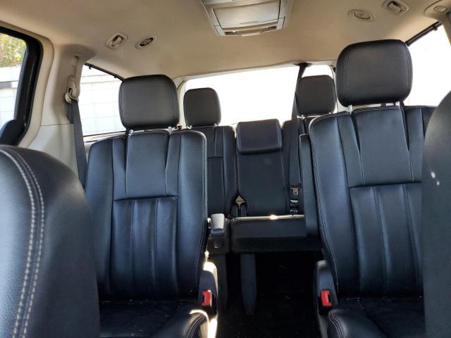 2C4RC1BGXGR158201 - 2016 CHRYSLER TOWN & COU TOURING BLACK photo 10