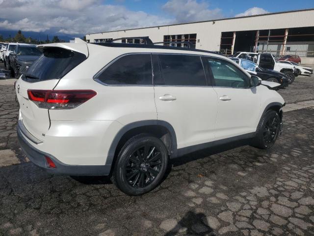 5TDKZRFH8KS340626 - 2019 TOYOTA HIGHLANDER SE WHITE photo 3