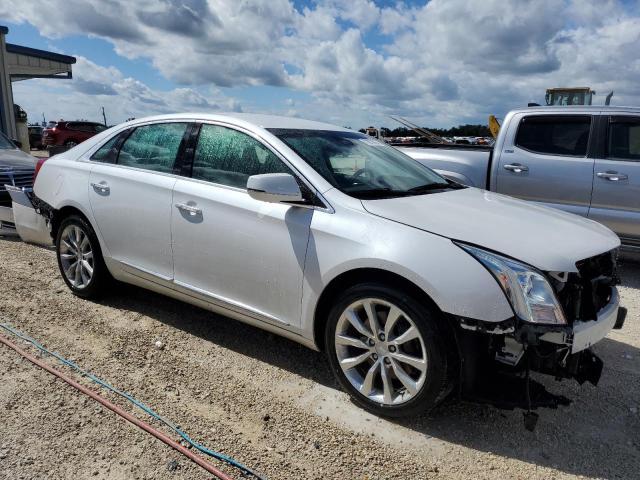 2G61M5S30H9175947 - 2017 CADILLAC XTS LUXURY WHITE photo 4