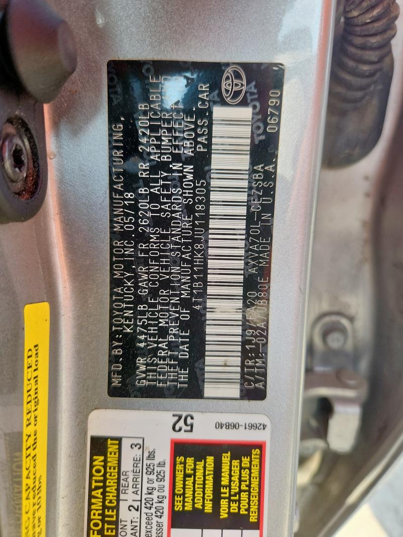 4T1B11HK8JU118305 - 2018 TOYOTA CAMRY L 银色 照片 12