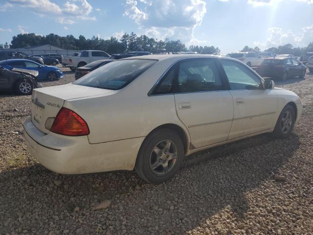 4T1BF28B42U221858 - 2002 TOYOTA AVALON XL WHITE photo 3