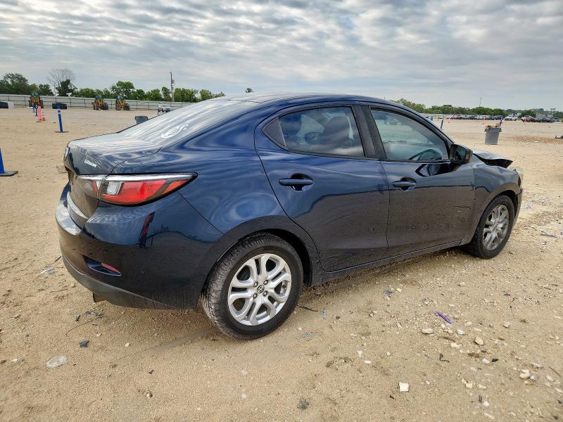 3MYDLBZV7GY146089 - 2016 TOYOTA SCION IA BLUE photo 3