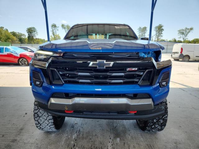 1GCPTDEK3P1137459 - 2023 CHEVROLET COLORADO Z71 BLUE photo 5