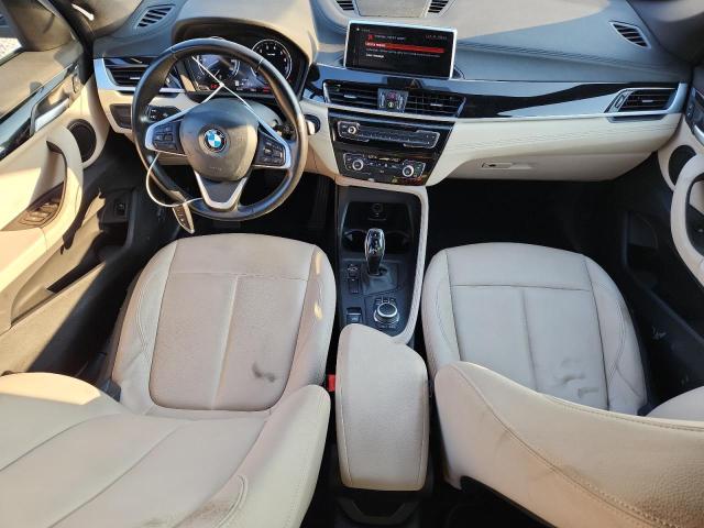 WBXJG7C03M5S91352 - 2021 BMW X1 SDRIVE28I WHITE photo 8