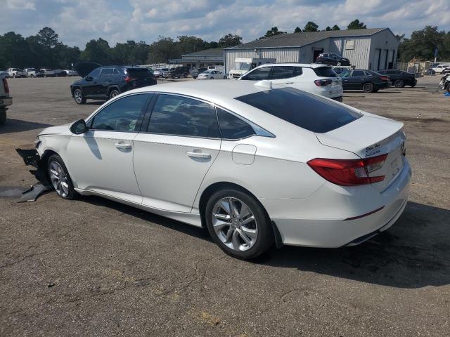 1HGCV1F14JA226351 - 2018 HONDA ACCORD LX WHITE photo 2