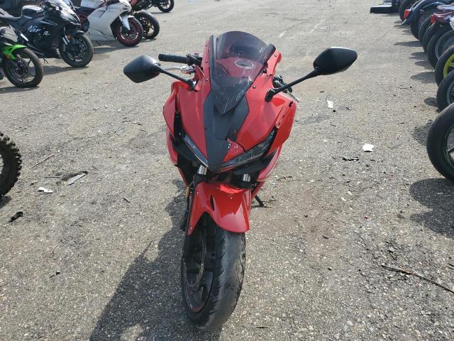 MLHPC4465G5300526 - 2016 HONDA CBR500 R RED photo 2