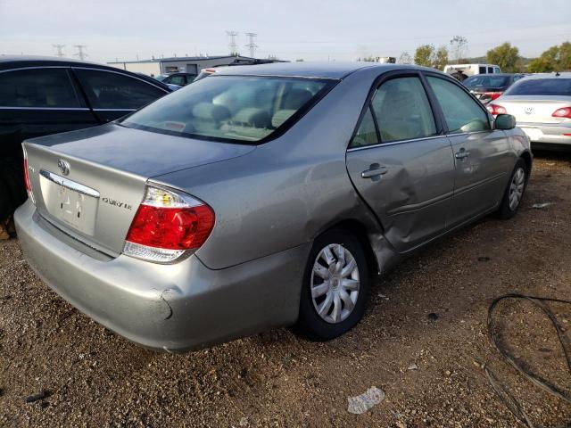 4T1BE32KX5U618965 - 2005 TOYOTA CAMRY LE GRAY photo 3