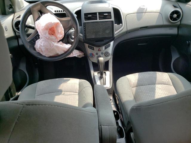 1G1JA5SH4F4139544 - 2015 CHEVROLET SONIC LS ვერცხლისფერი ფოტო 8