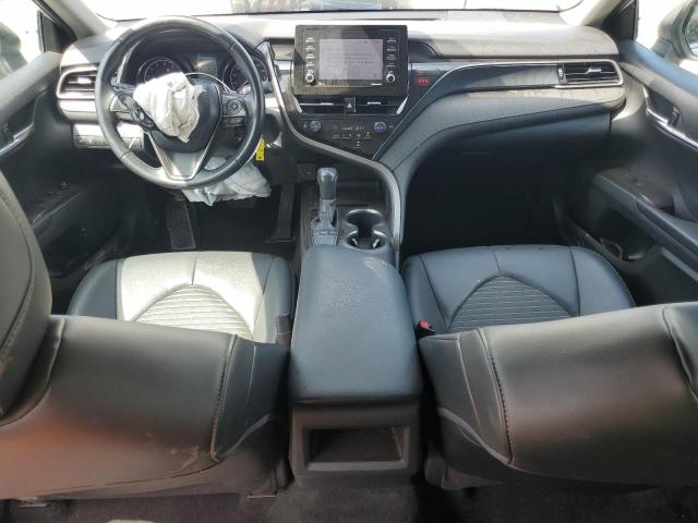 4T1G11AK3NU012589 - 2022 TOYOTA CAMRY SE WHITE photo 8