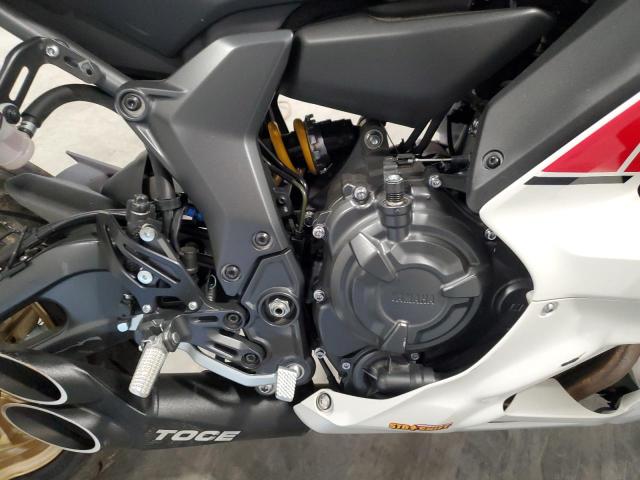 JYARM38E3NA002870 - 2022 YAMAHA YZFR7 TWO TONE photo 7