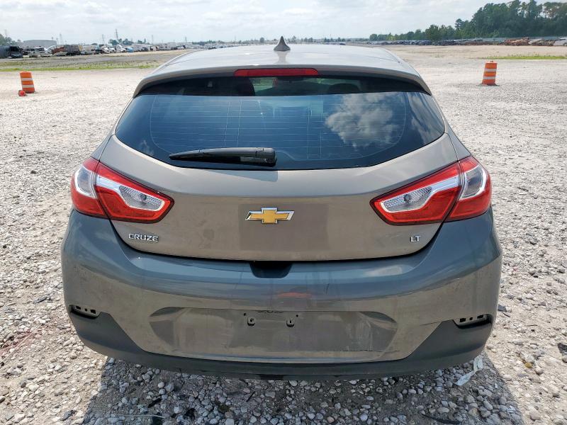 3G1BE6SM9JS553388 - 2018 CHEVROLET CRUZE LT GRAY photo 6