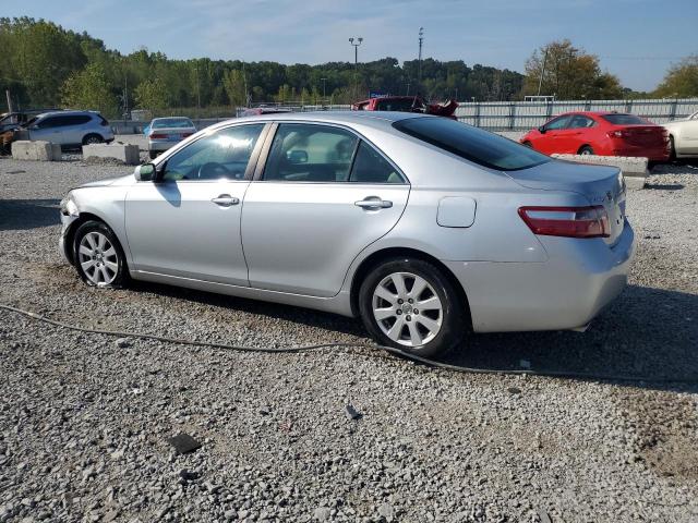 4T1BK46KX7U017051 - 2007 TOYOTA CAMRY LE SILVER photo 2