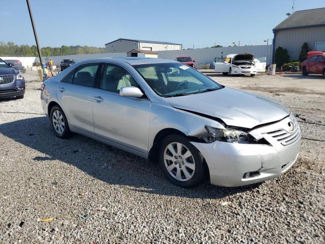 4T1BK46KX7U017051 - 2007 TOYOTA CAMRY LE SILVER photo 4