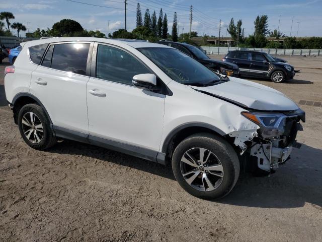 2T3WFREV1JW459357 - 2018 TOYOTA RAV4 ADVENTURE WHITE photo 4