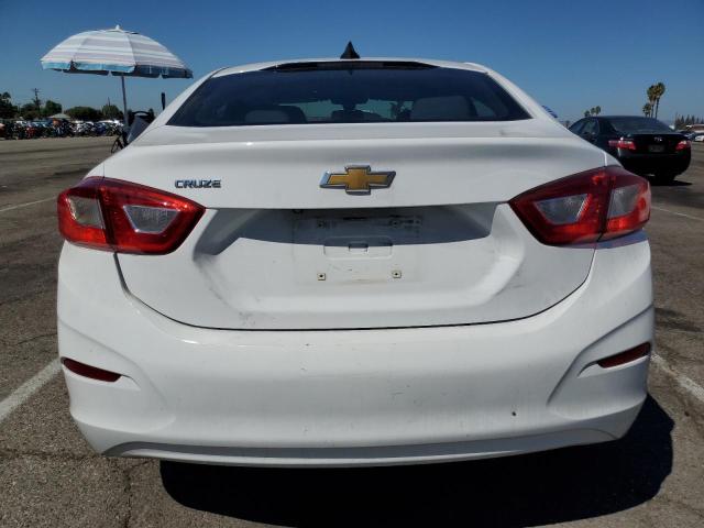 1G1BC5SM3J7235250 - 2018 CHEVROLET CRUZE LS WHITE photo 6