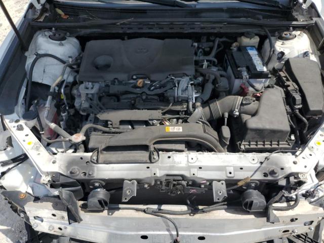 4T1B11HK5JU536840 - 2018 TOYOTA CAMRY L WHITE photo 11