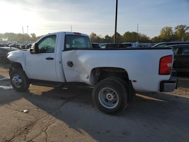 1GC3KZC81CF152299 - 2012 CHEVROLET SILVERADO K3500 WHITE photo 2