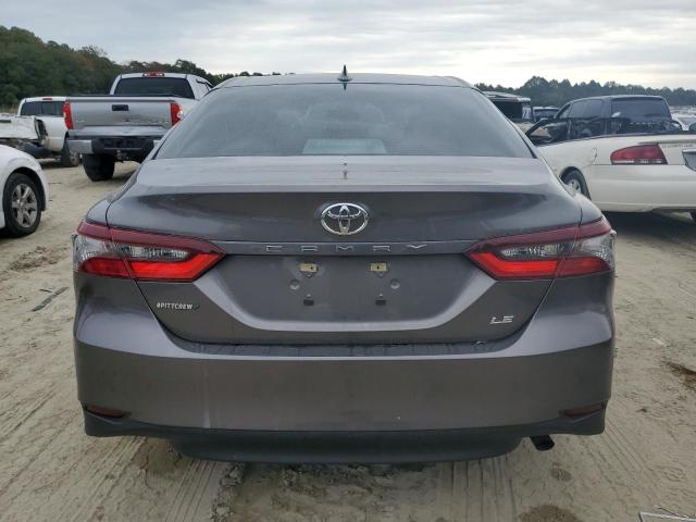 4T1C11AKXNU684048 - 2022 TOYOTA CAMRY LE GRAY photo 6