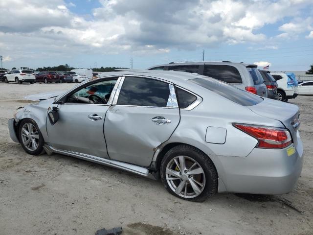 1N4AL3AP6FC595779 - 2015 NISSAN ALTIMA 2.5 SILVER photo 2