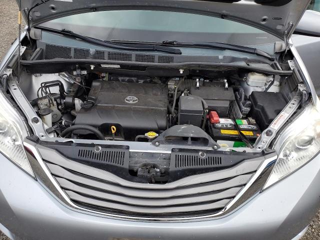 5TDDK3DC9BS014755 - 2011 TOYOTA SIENNA XLE SILVER photo 12