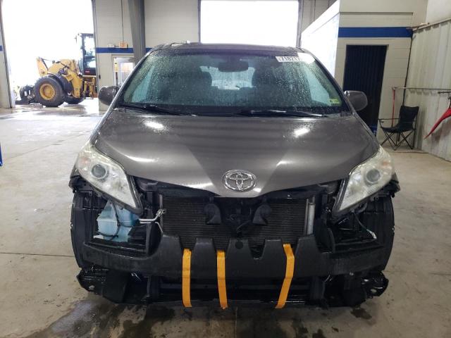 5TDYK3DC8FS551253 - 2015 TOYOTA SIENNA XLE GRAY photo 5