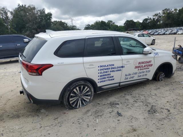 JA4AZ3A30KZ029561 - 2019 MITSUBISHI OUTLANDER SE WHITE photo 3