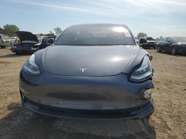 5YJ3E1EA8JF033529 - 2018 TESLA MODEL 3 CHARCOAL photo 5