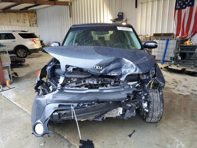 KNDJX3A50G7286641 - 2016 KIA SOUL ! GRAY photo 5