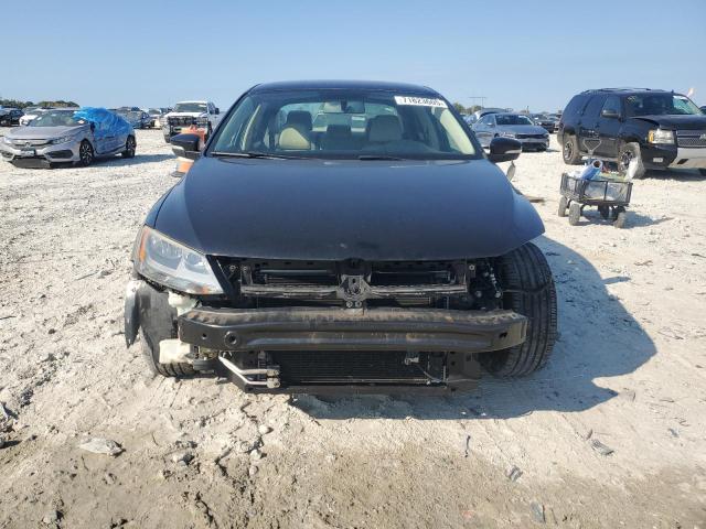 3VWDX7AJ4DM252993 - 2013 VOLKSWAGEN JETTA SE 黑色 照片 5