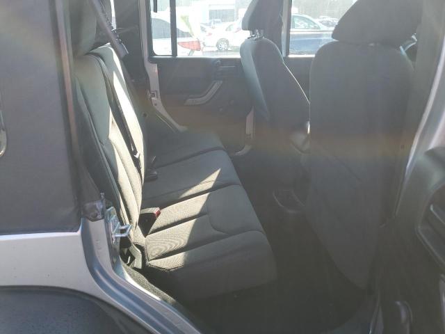 1C4BJWDG6JL869606 - 2018 JEEP WRANGLER U SPORT GRAY photo 11