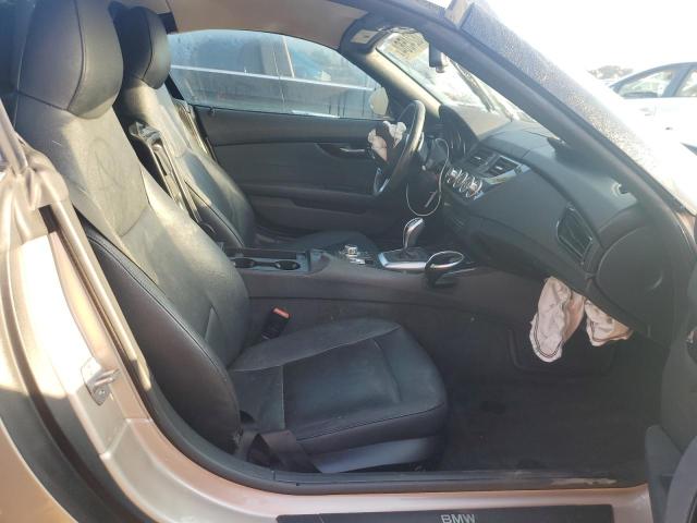 WBALL5C53EJ105042 - 2014 BMW Z4 SDRIVE28I GOLD photo 10