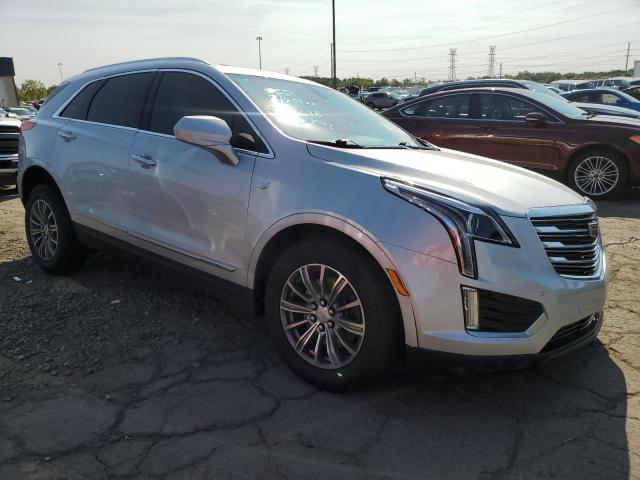 1GYKNDRS8JZ160298 - 2018 CADILLAC XT5 LUXURY SILVER photo 4