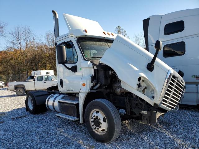 1FUBGDDV4HLJC4028 - 2017 FREIGHTLINER CASCADIA 1 WHITE photo 1