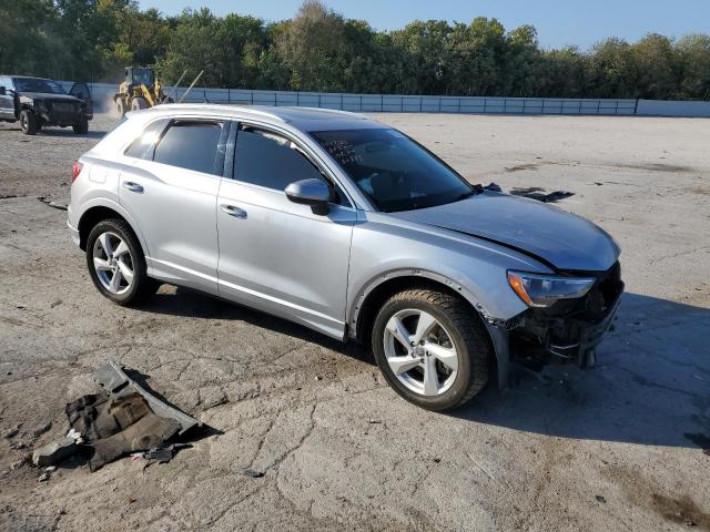 WA1AECF30K1078066 - 2019 AUDI Q3 PREMIUM SILVER photo 4