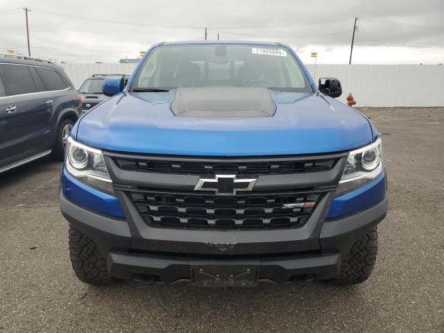 1GCPTEE11J1319746 - 2018 CHEVROLET COLORADO ZR2 BLUE photo 5