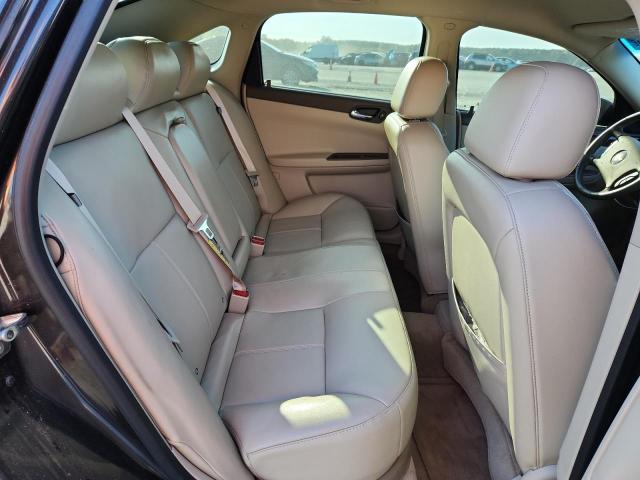 2G1WT58K181222818 - 2008 CHEVROLET IMPALA LT بني صورة 10